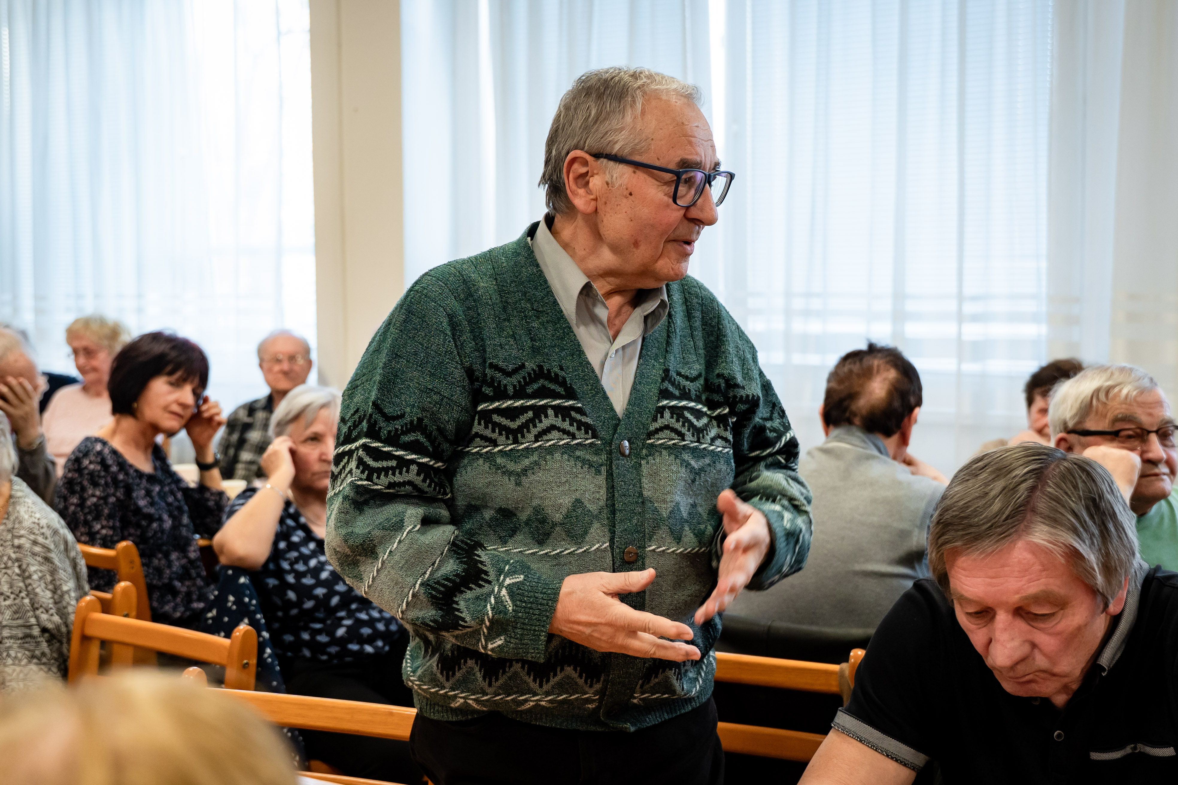 Navsteva seniorskeho klubu OZ seniorov pri Mestskej casti-1-16